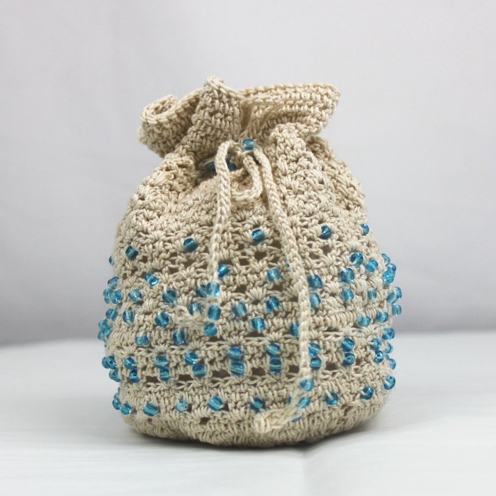 Blue Glass Beaded Cream Crochet Drawstring Pouch Bag - Picture 4 of 7